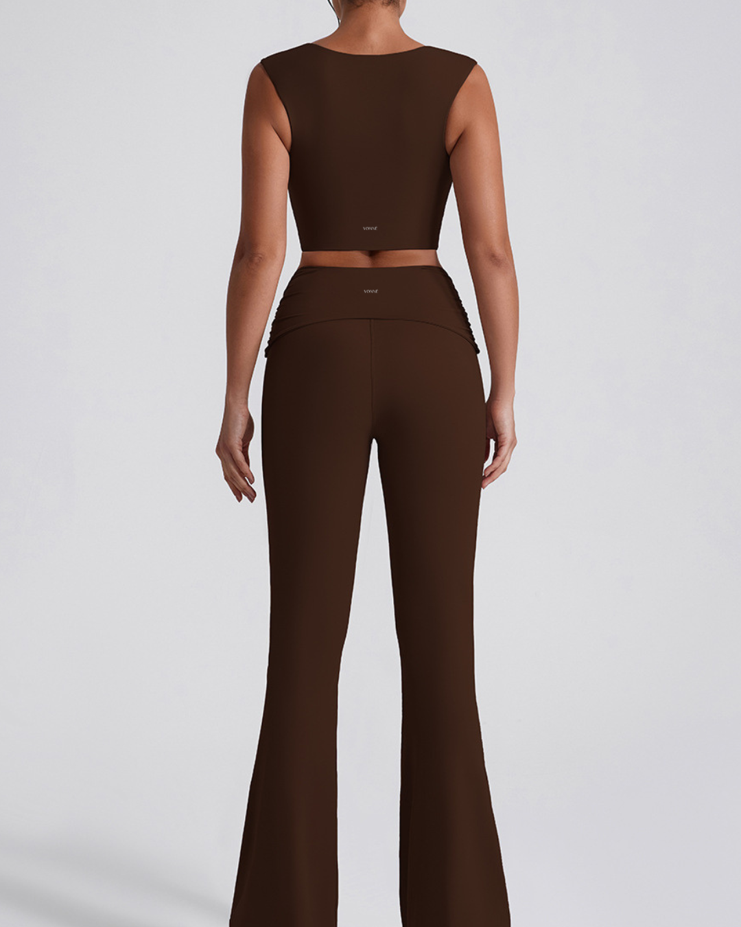 Abia V Contour 2-Piece Set