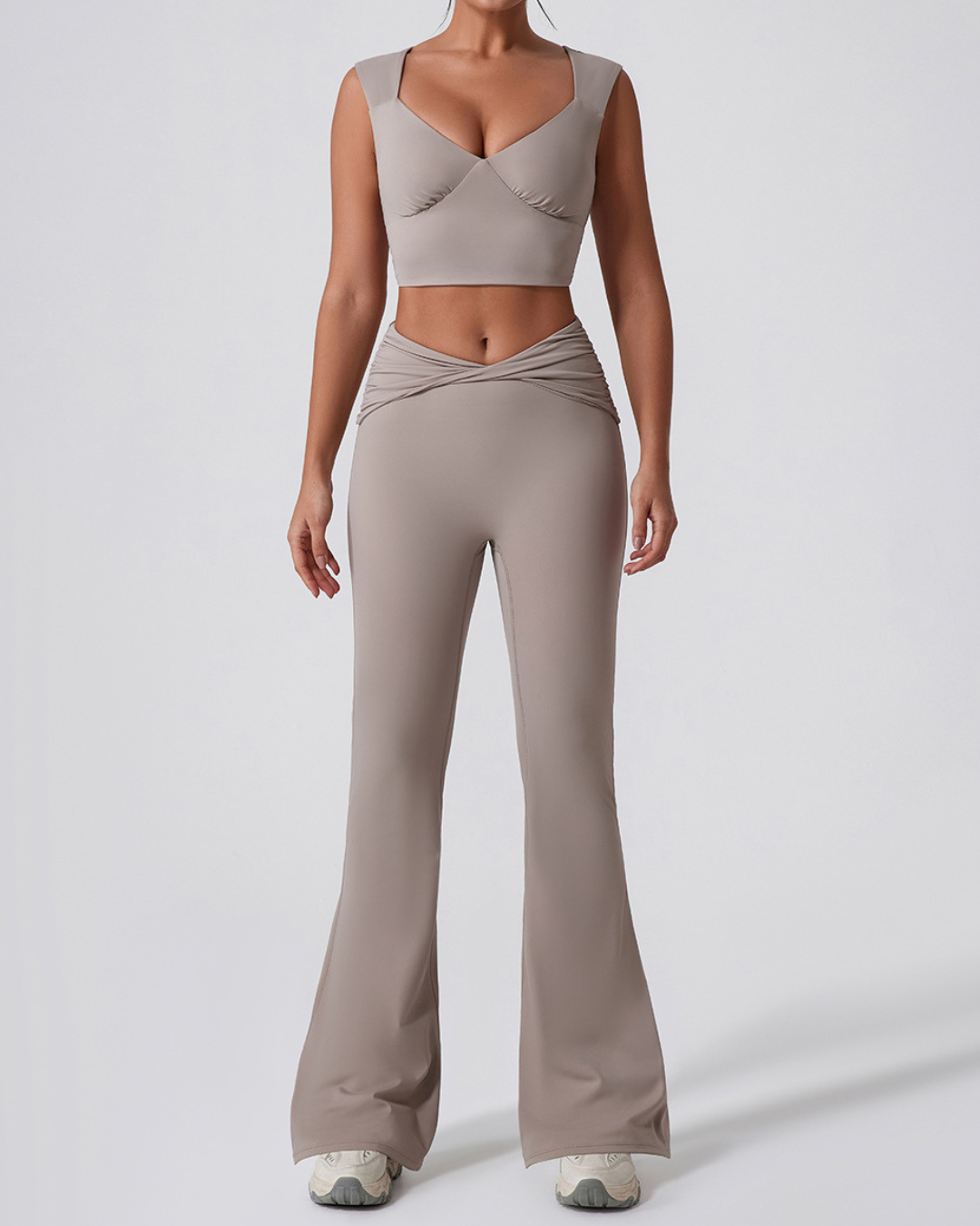 Abia V Contour 2-Piece Set