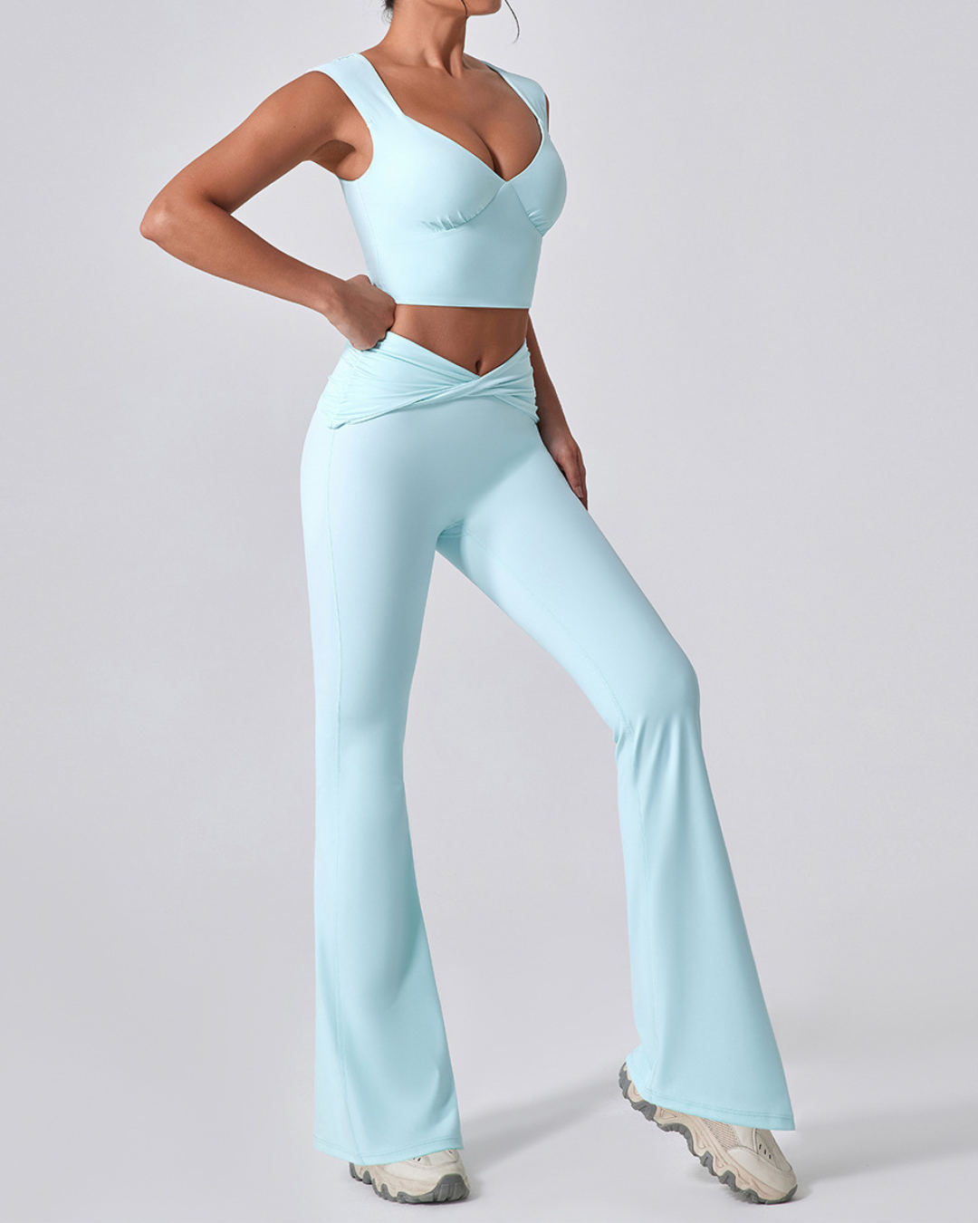 Abia V Contour 2-Piece Set