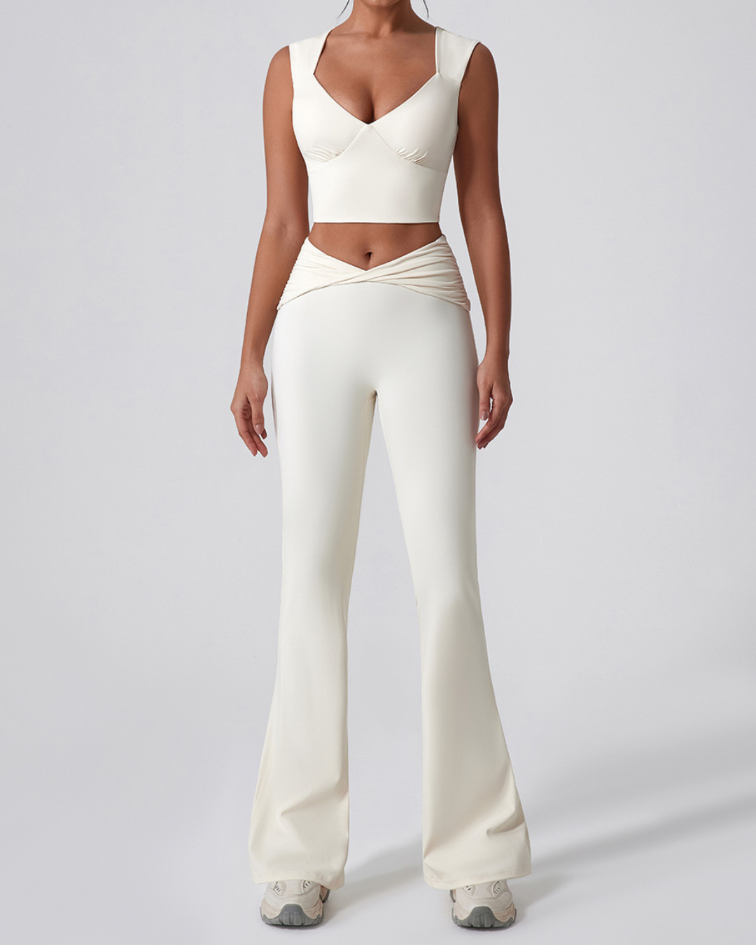 Abia V Contour 2-Piece Set